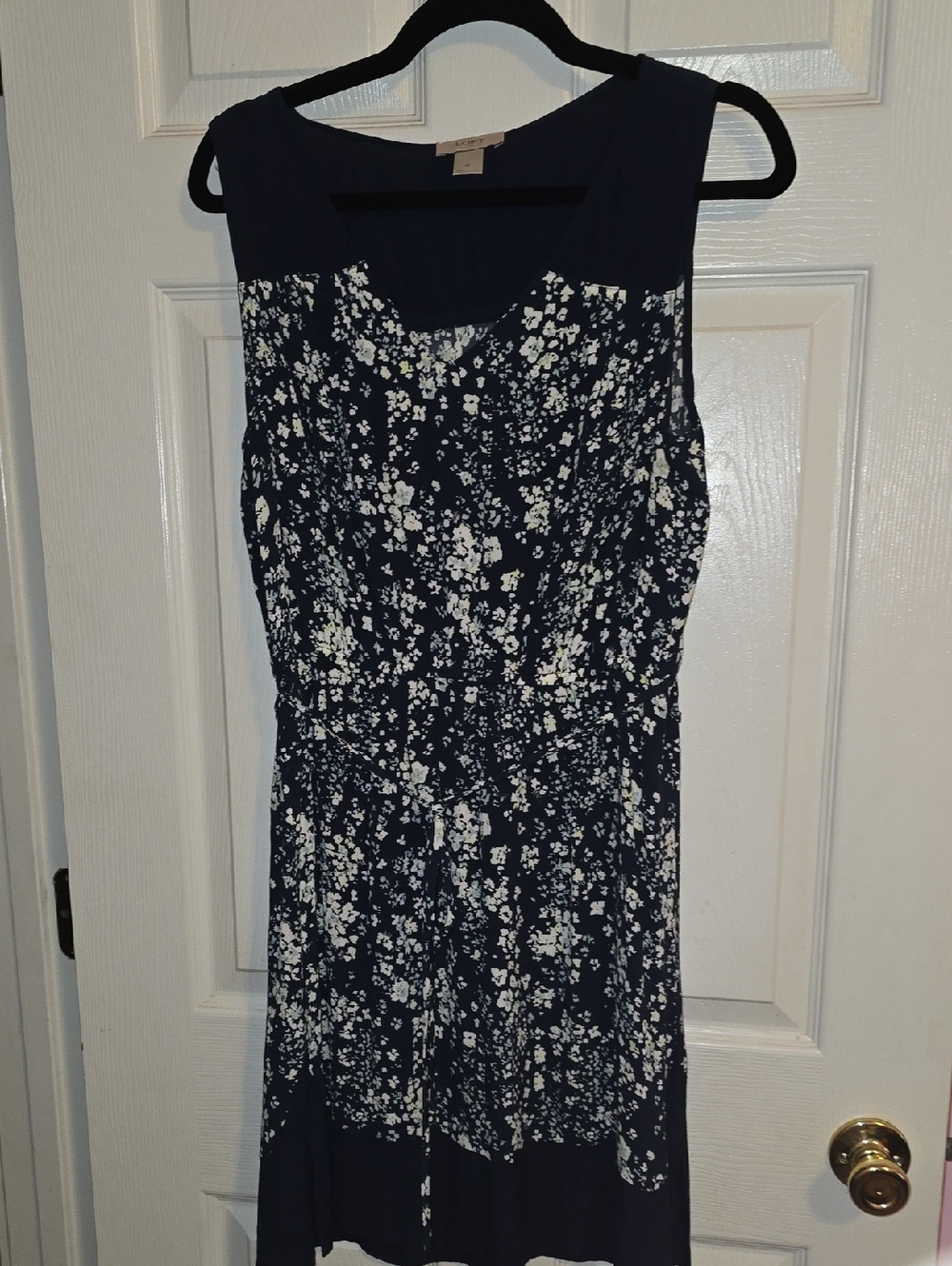LOFT Navy and‎ White Floral Sleeveless Midi Dress